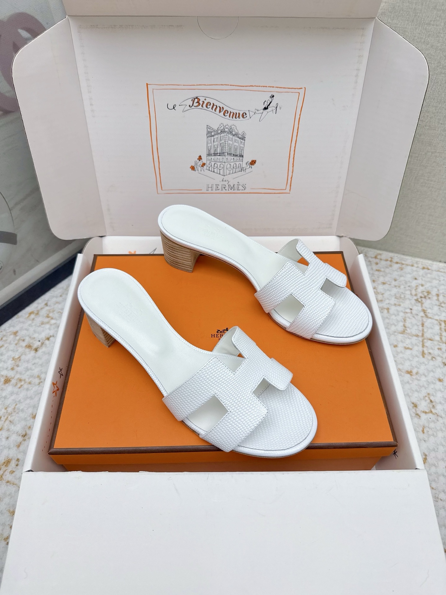 Hermes Style Pink Leather Women's Shoes Lookbook Reference image 2