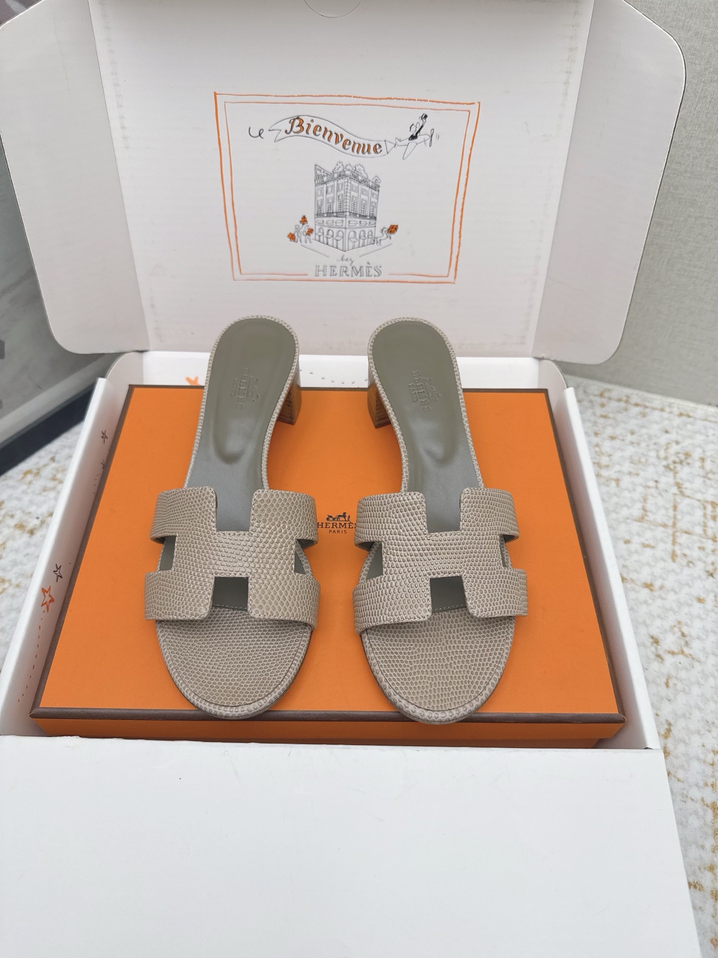Hermes Style Pink Leather Women's Shoes Lookbook Reference image 1