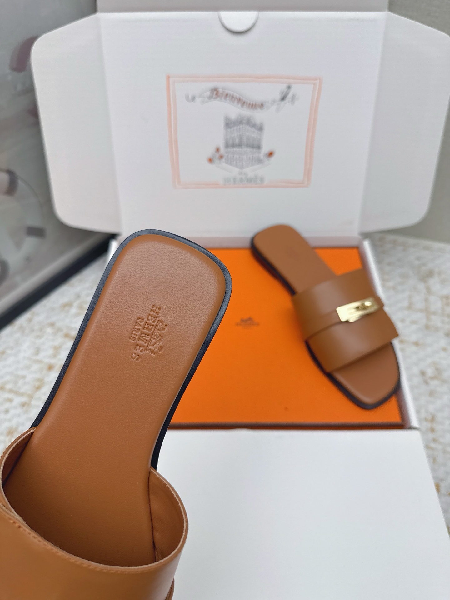 Hermes Style Pink Leather Women's Shoes style reference detail image 6 from source 785276