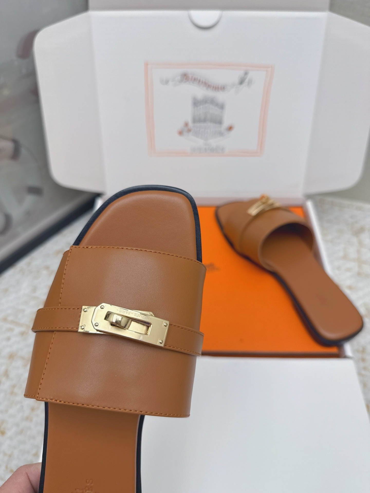 Hermes Style Pink Leather Women's Shoes style reference detail image 9 from source 785276