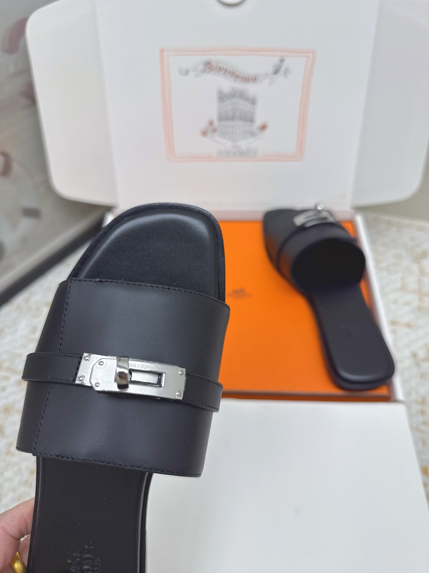 Hermes Style Pink Leather Women's Shoes style reference detail image 9 from source 785279