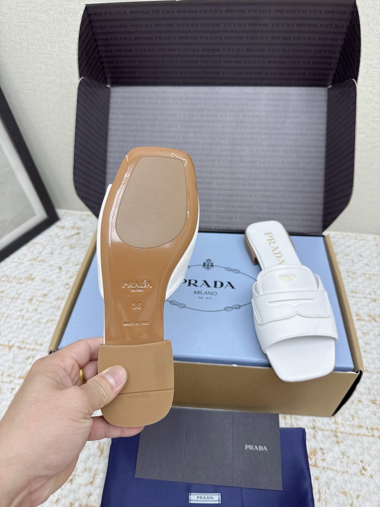 Prada Style Leather Women's Shoes style reference detail image 7 from source 784841