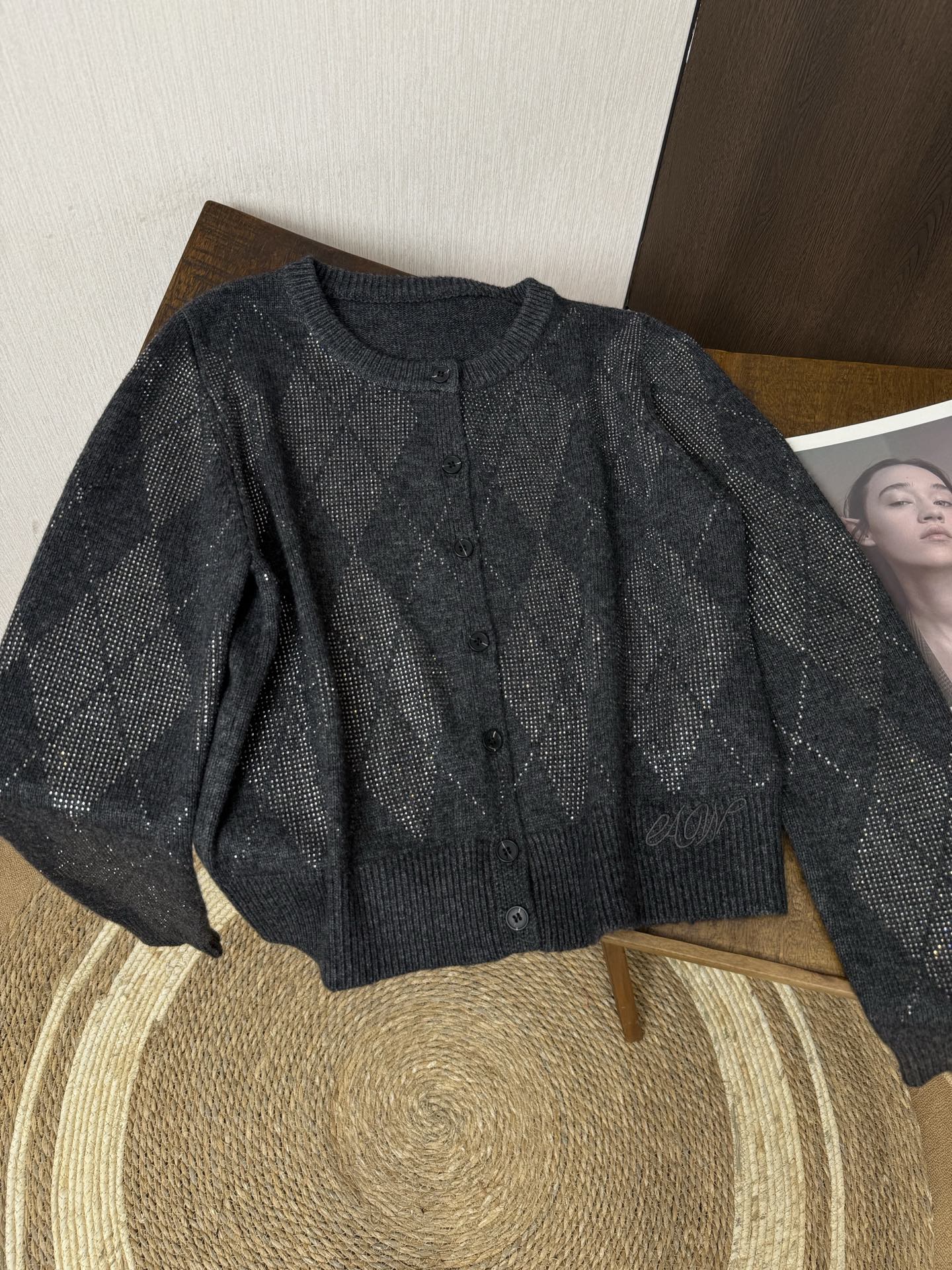 _djW9s_pn-4jaJhAajy1mOcwIigIBWegwuJF1FuA