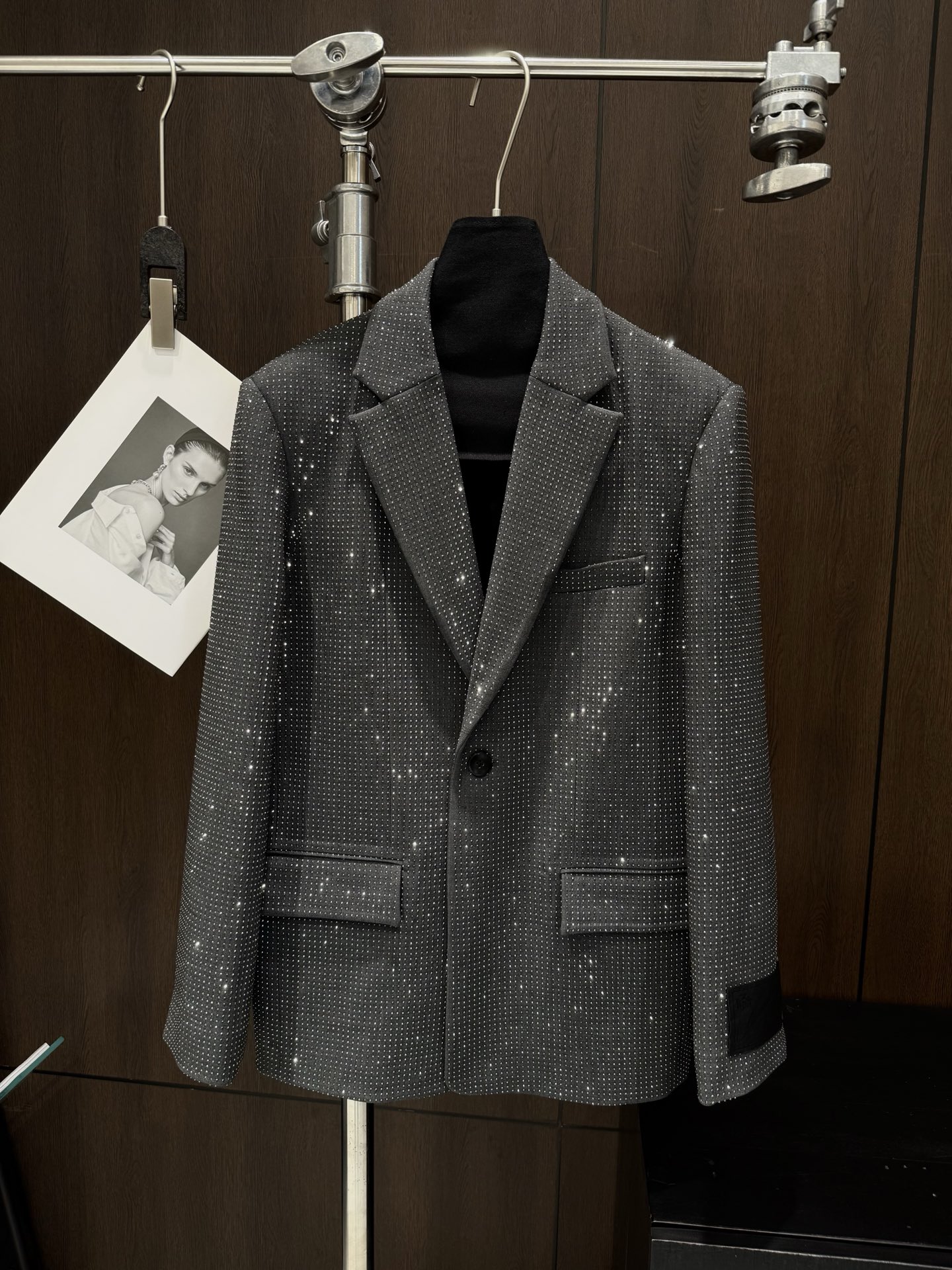 _dvb9scXrvIG9pYuVK7EJ4UBjsTw5EA8oRO7K-cw