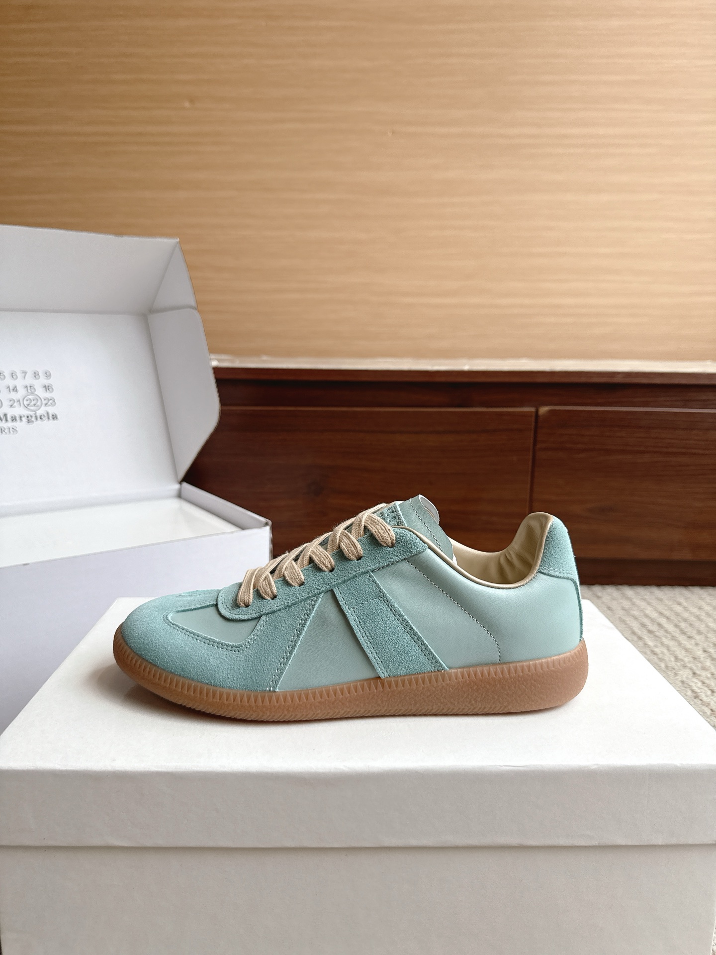 Designer Sneakers