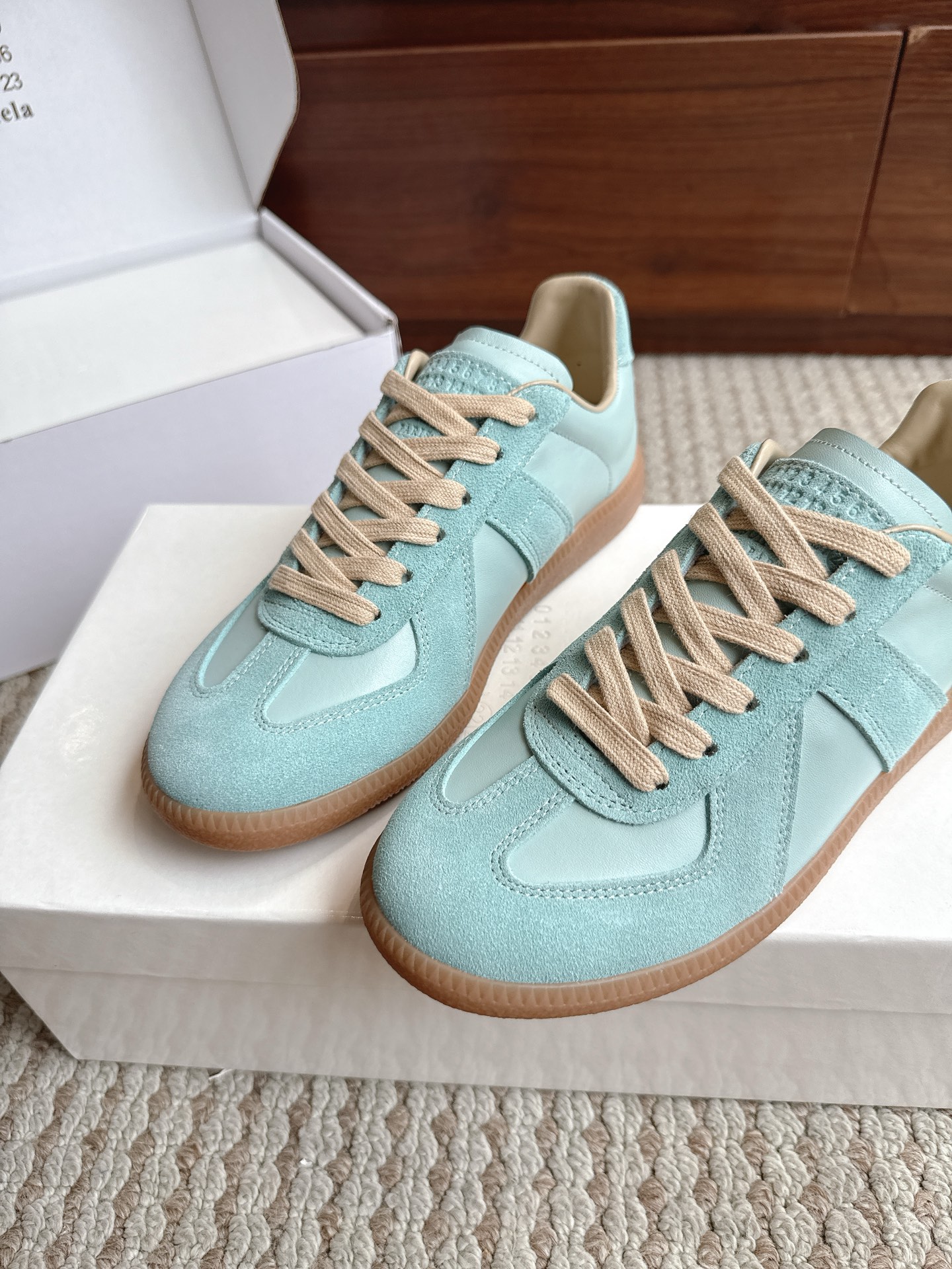 Designer Sneakers