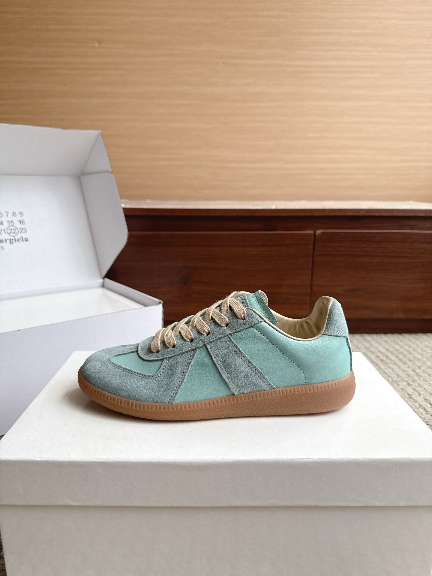 Designer Sneakers