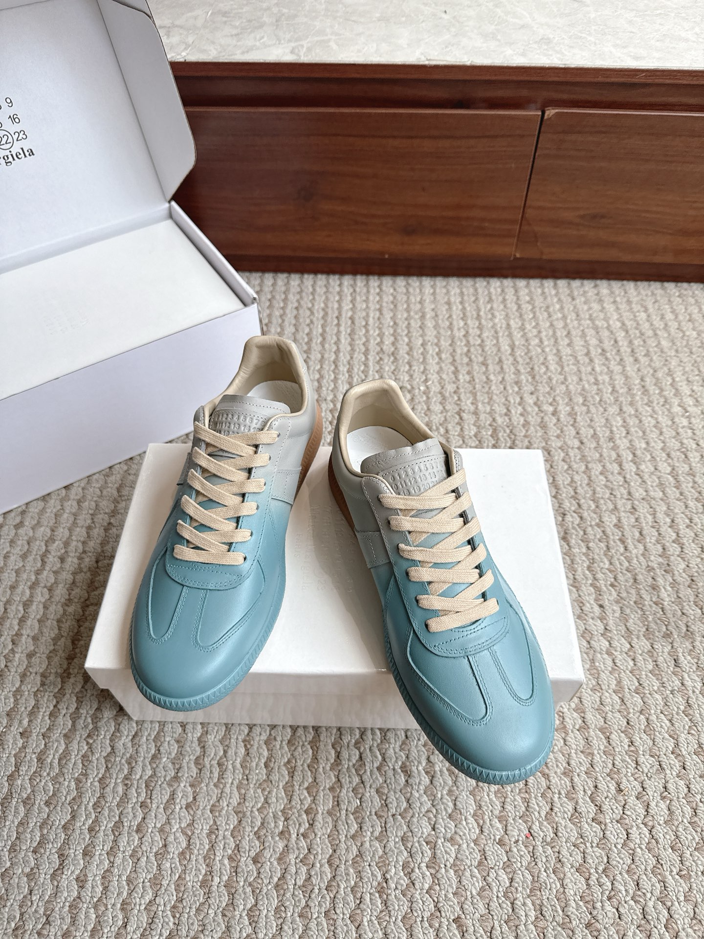 Designer Sneakers