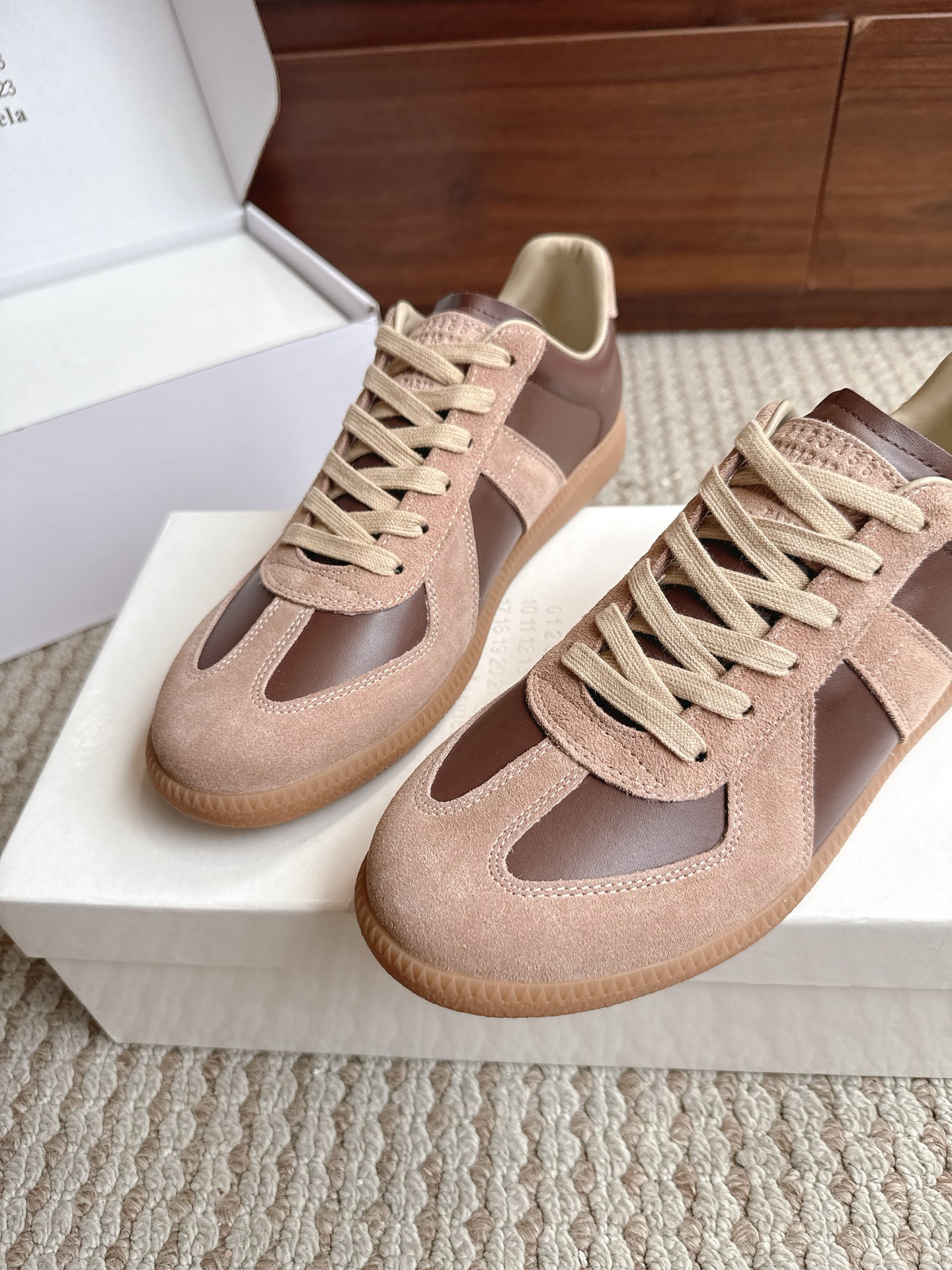 Designer Sneakers