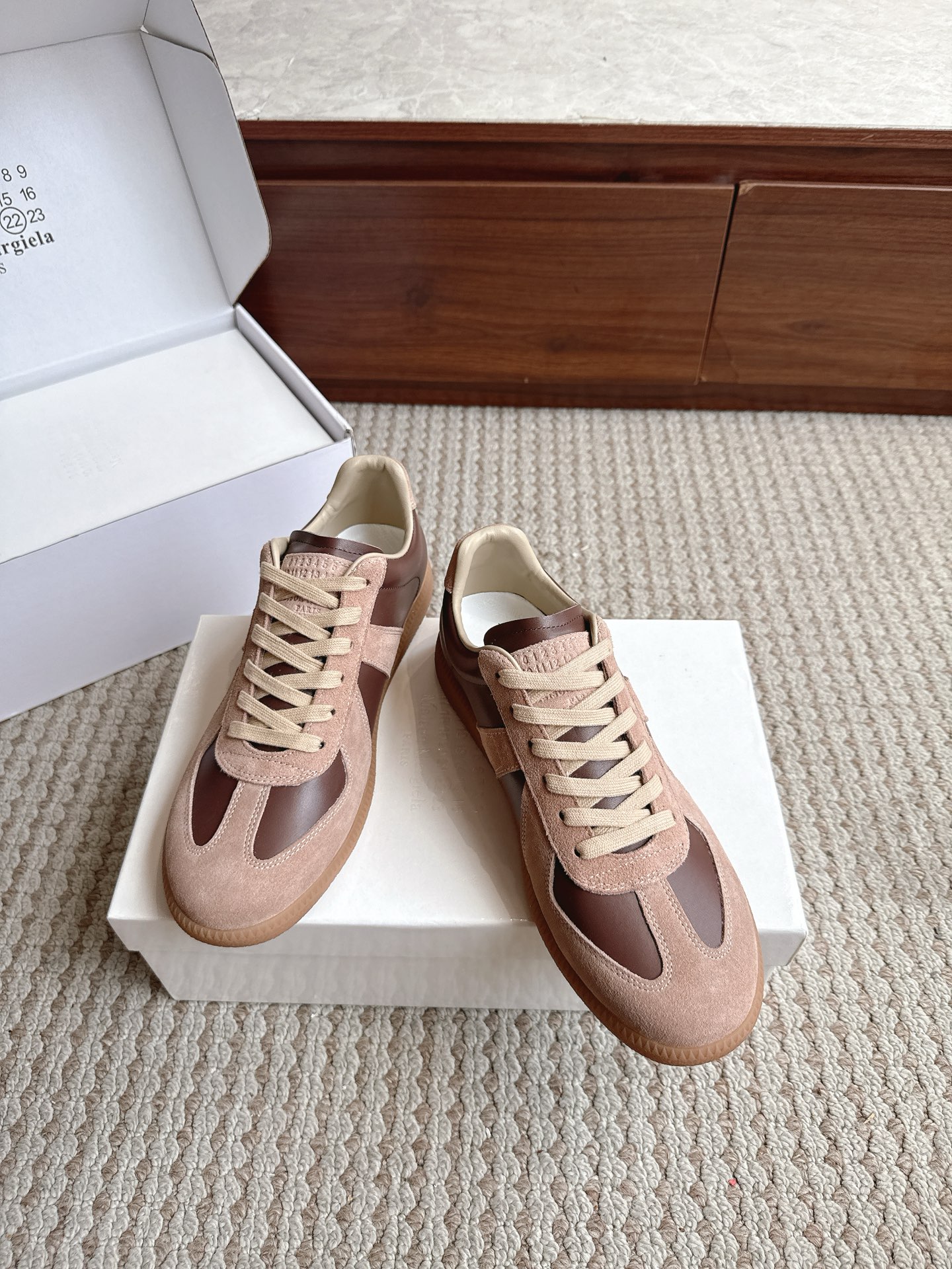 Designer Sneakers