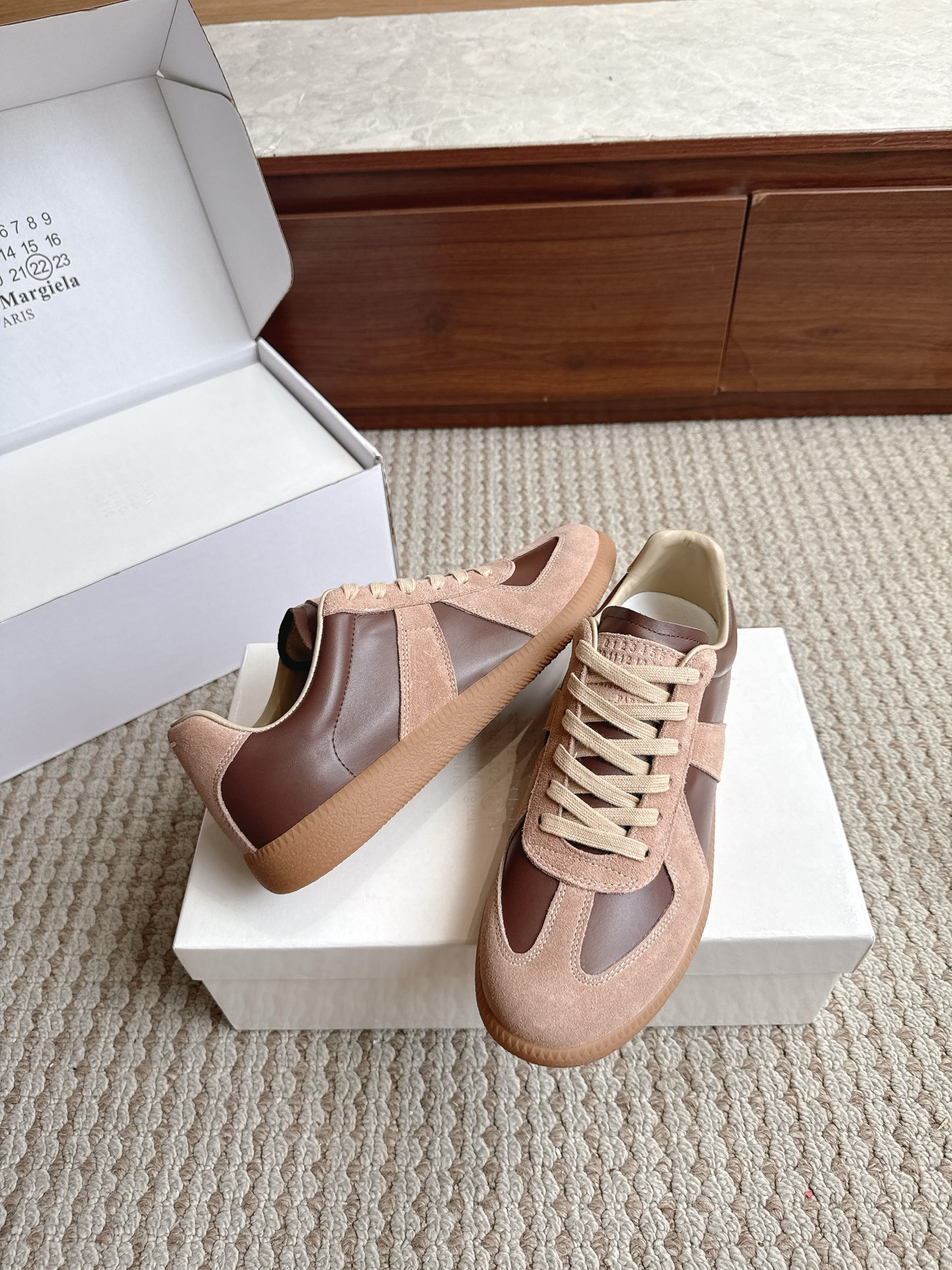 Designer Sneakers