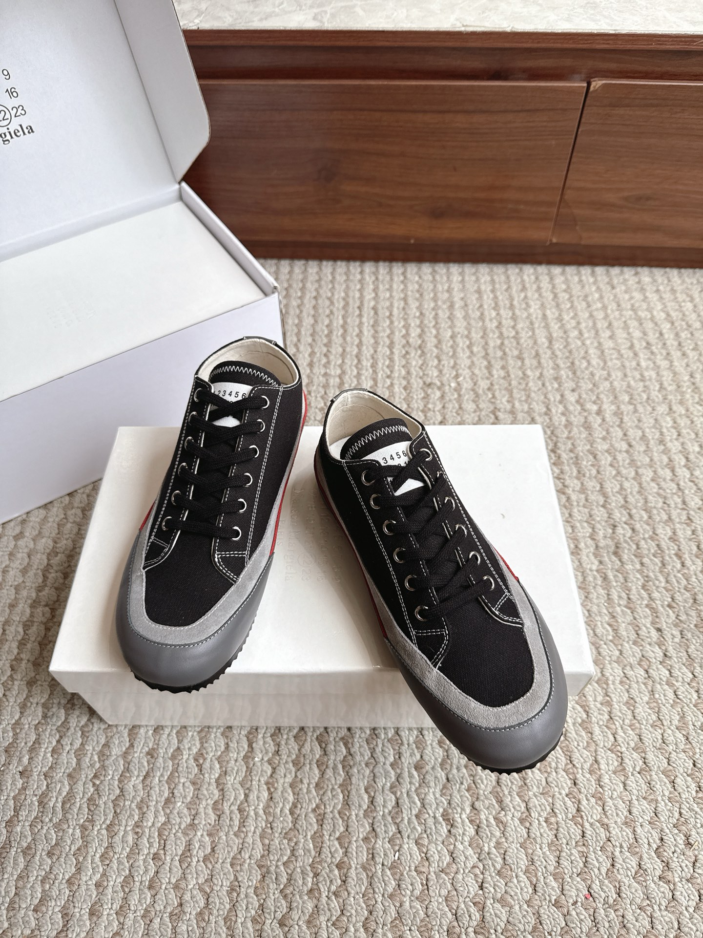 Designer Sneakers