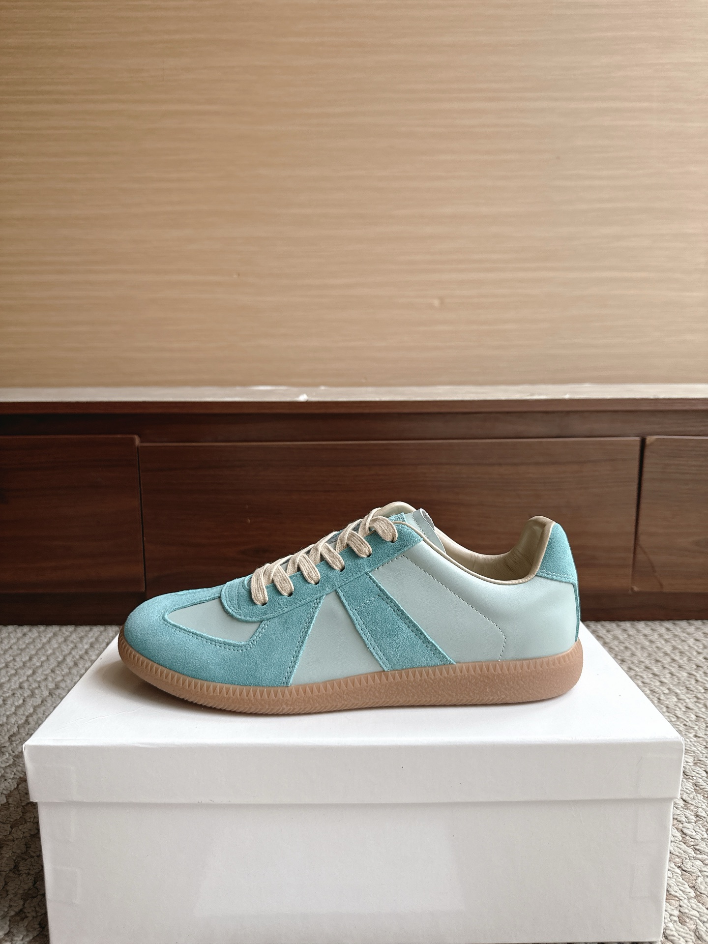 Designer Sneakers