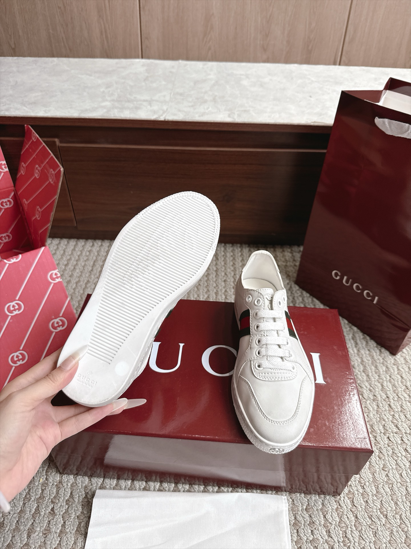 Gucci Sneakers