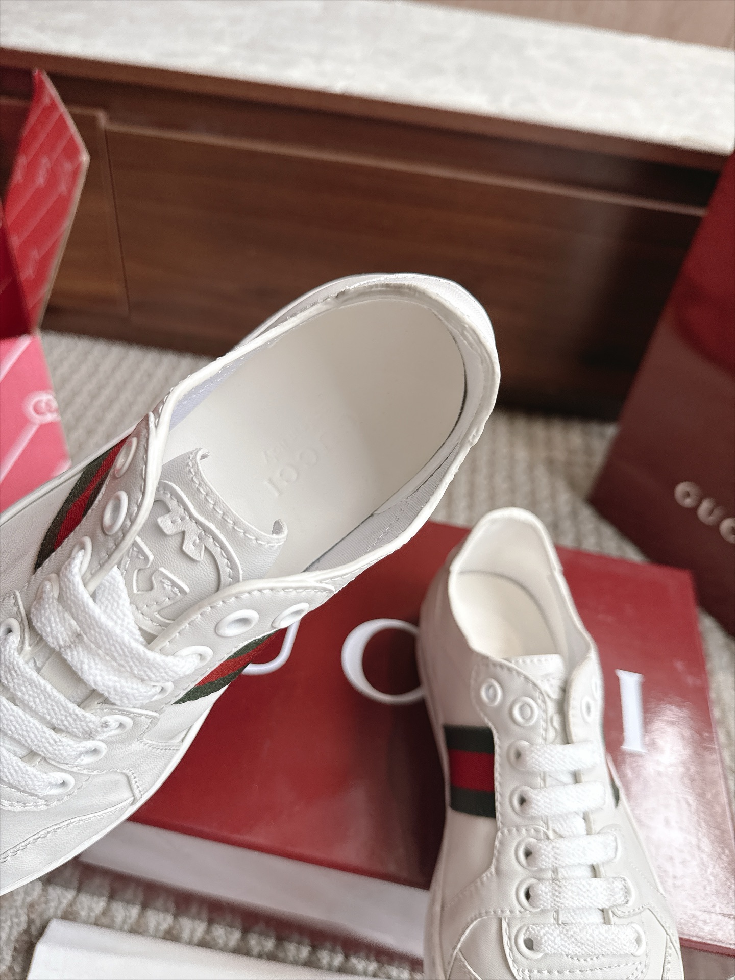 Gucci Sneakers