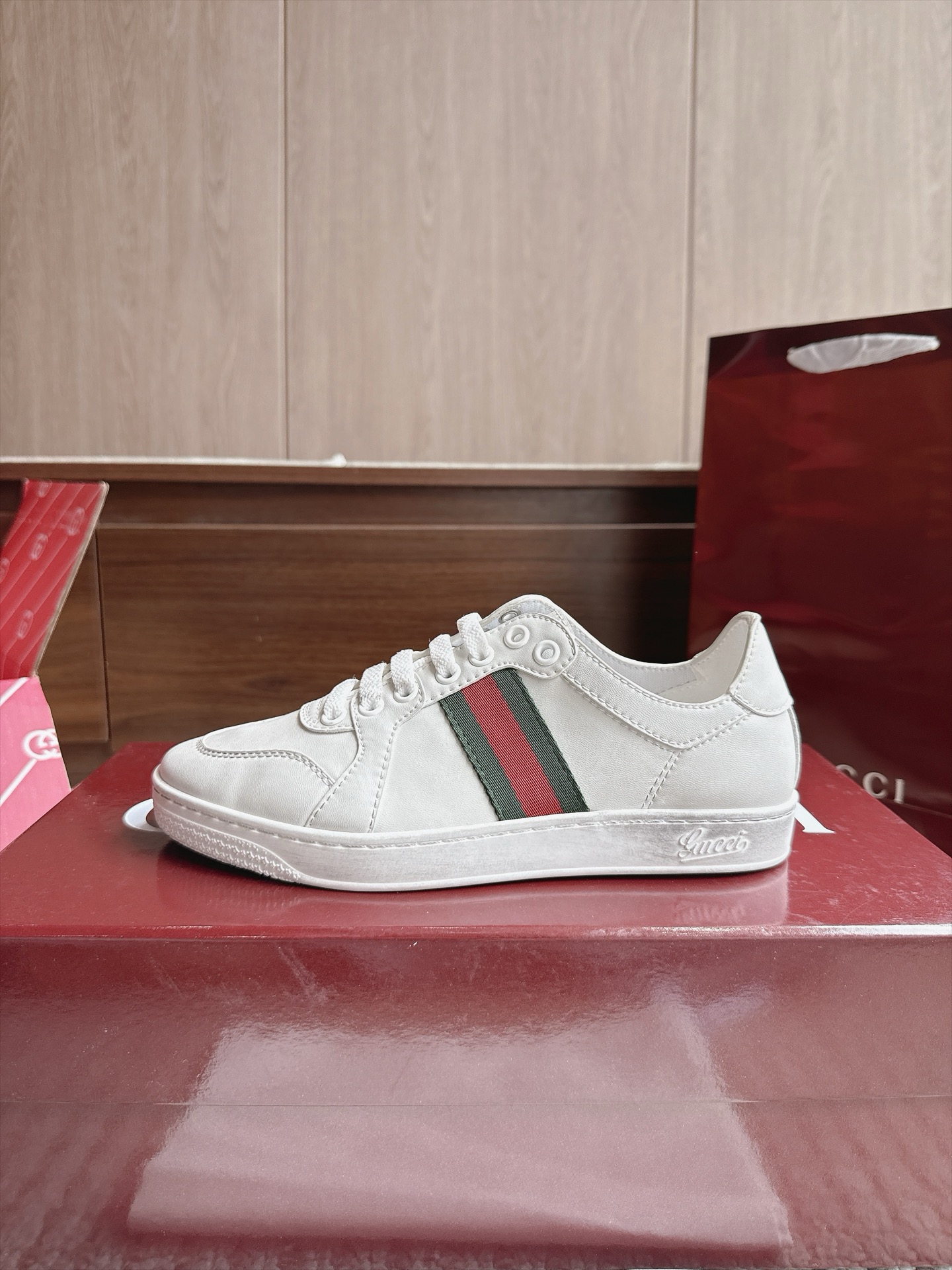 Gucci Sneakers