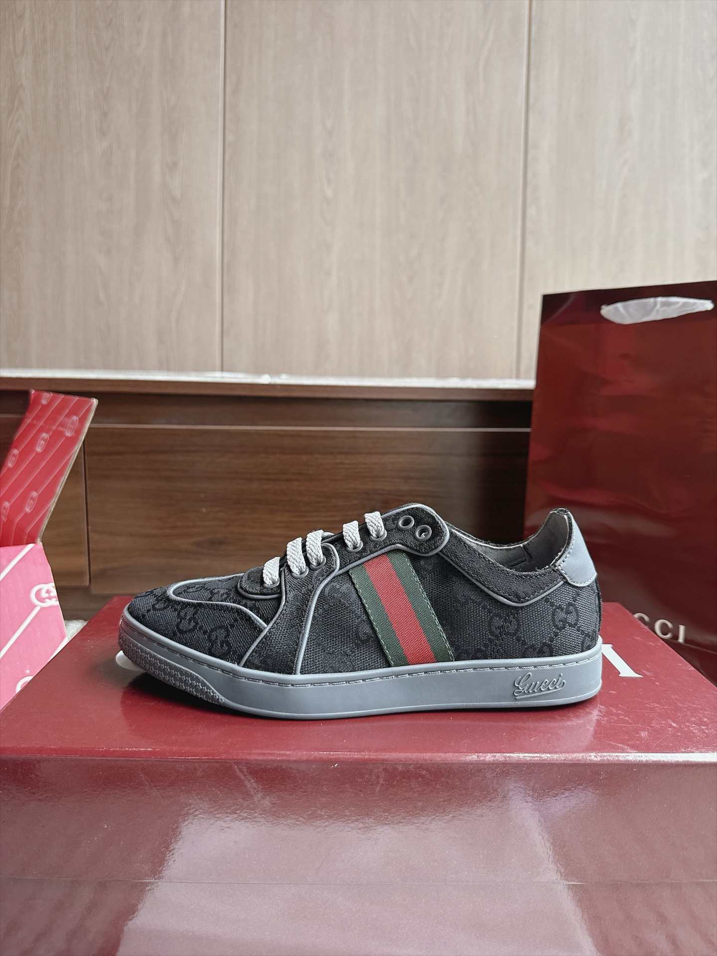 Gucci Sneakers