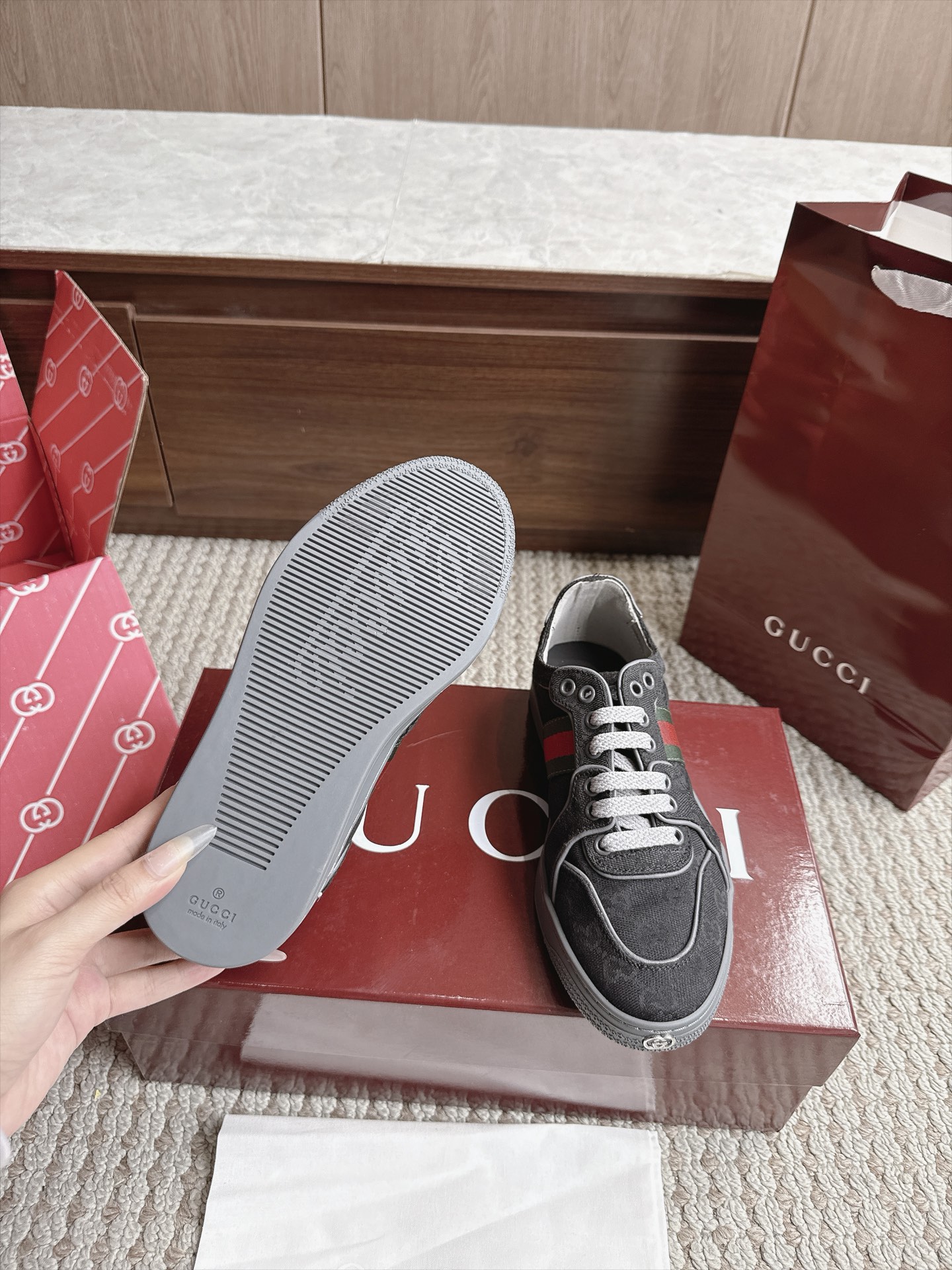 Gucci Sneakers