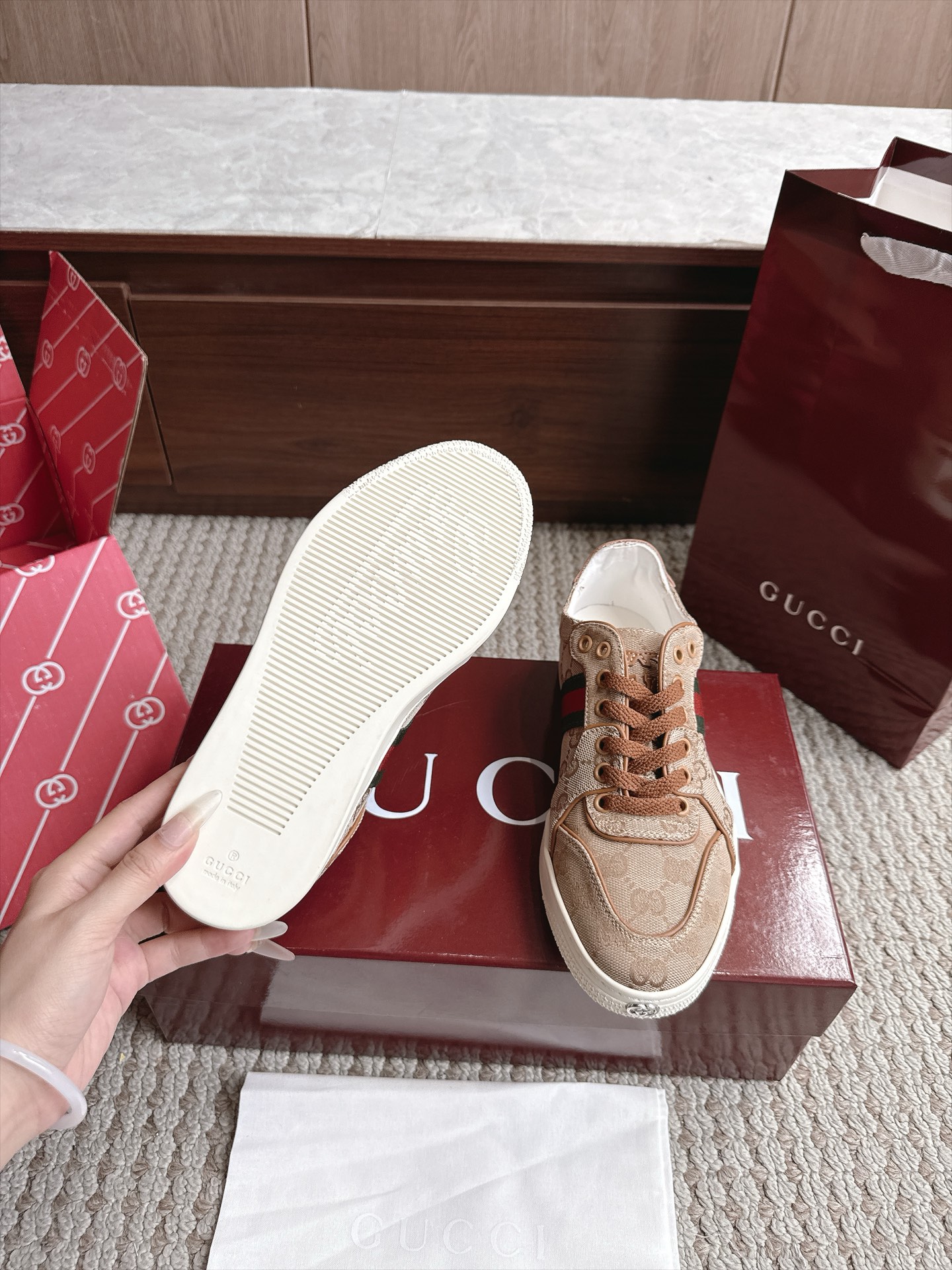 Gucci Sneakers