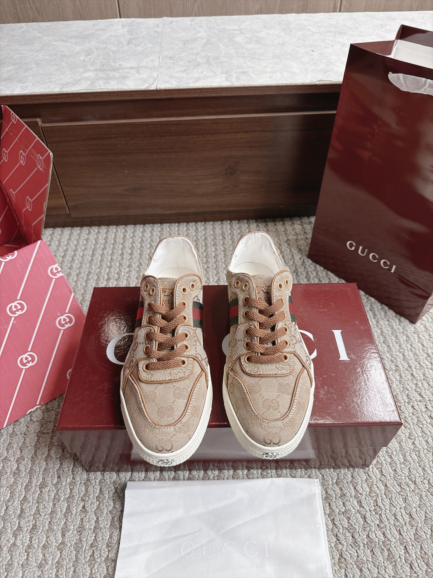 Gucci Sneakers