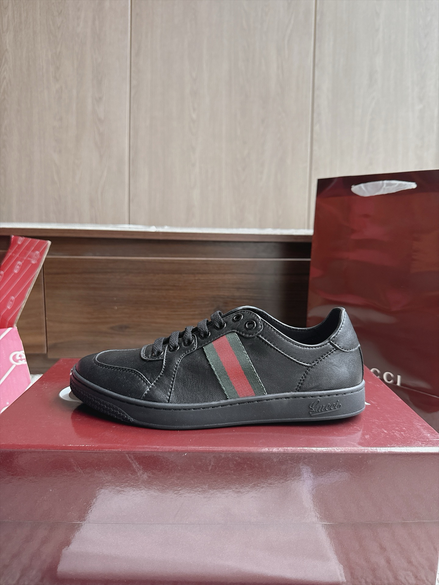 Gucci Sneakers