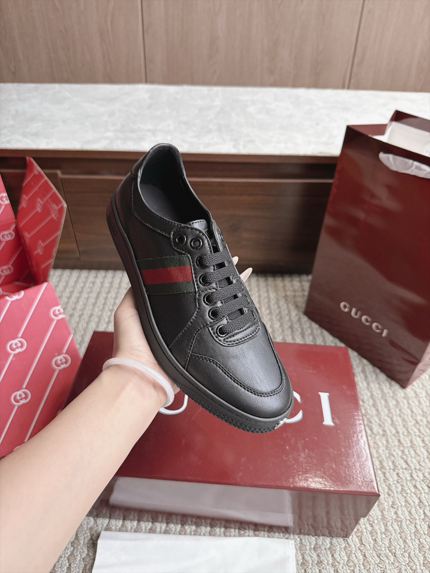 Gucci Sneakers