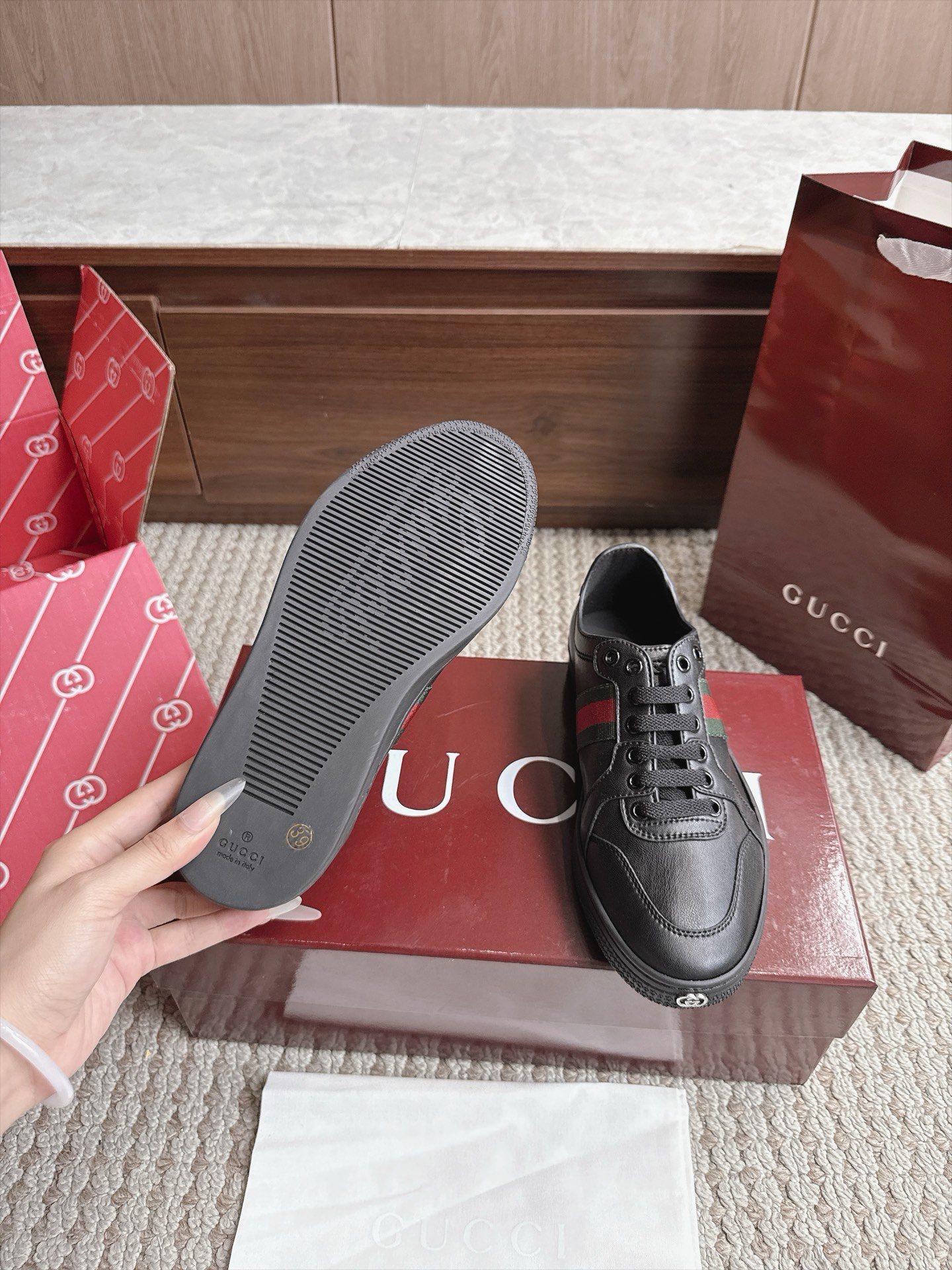 Gucci Sneakers