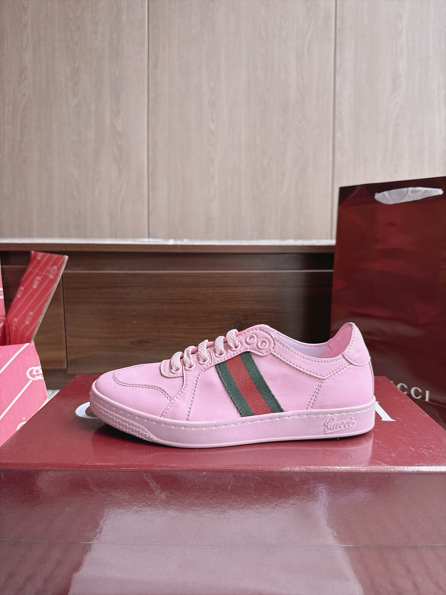 Gucci Sneakers