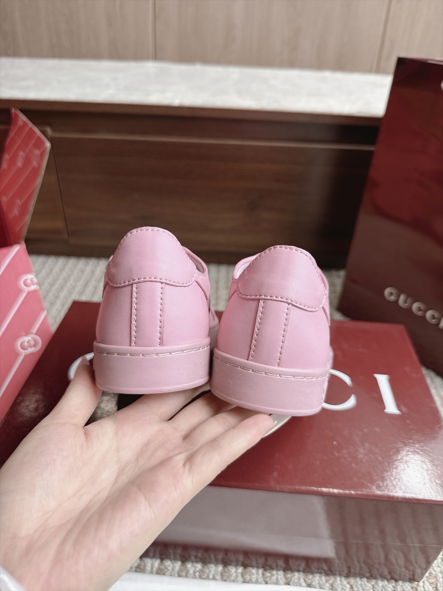 Gucci Sneakers