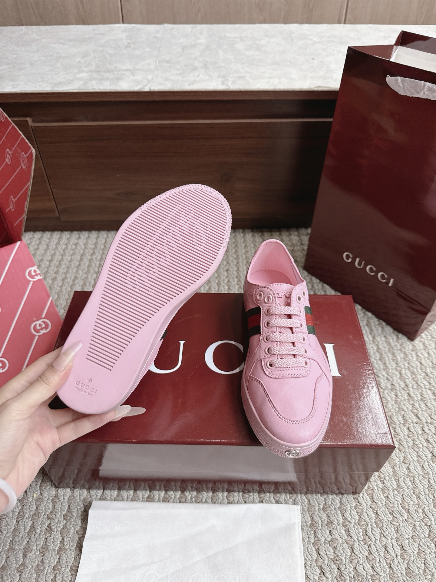 Gucci Sneakers