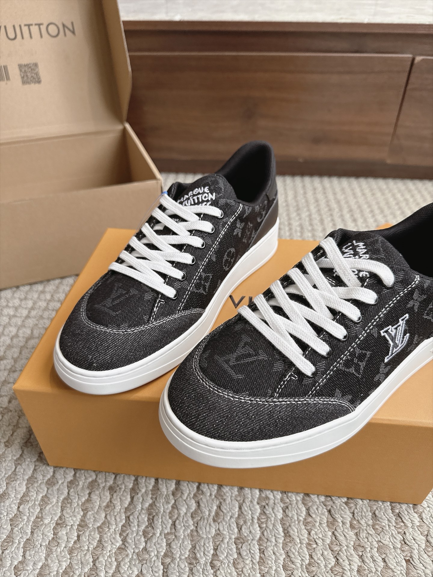Louis Vuitton Women Shoes
