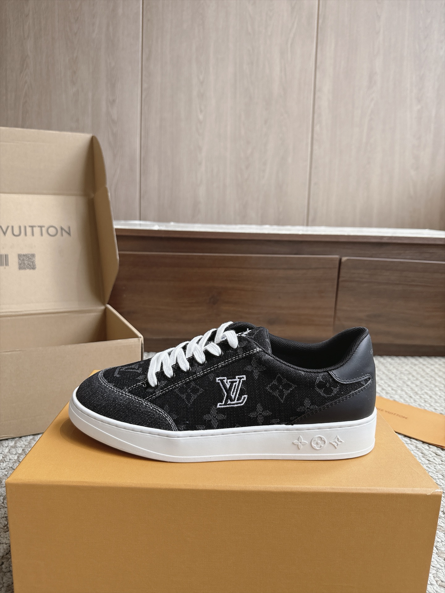 Louis Vuitton Women Shoes