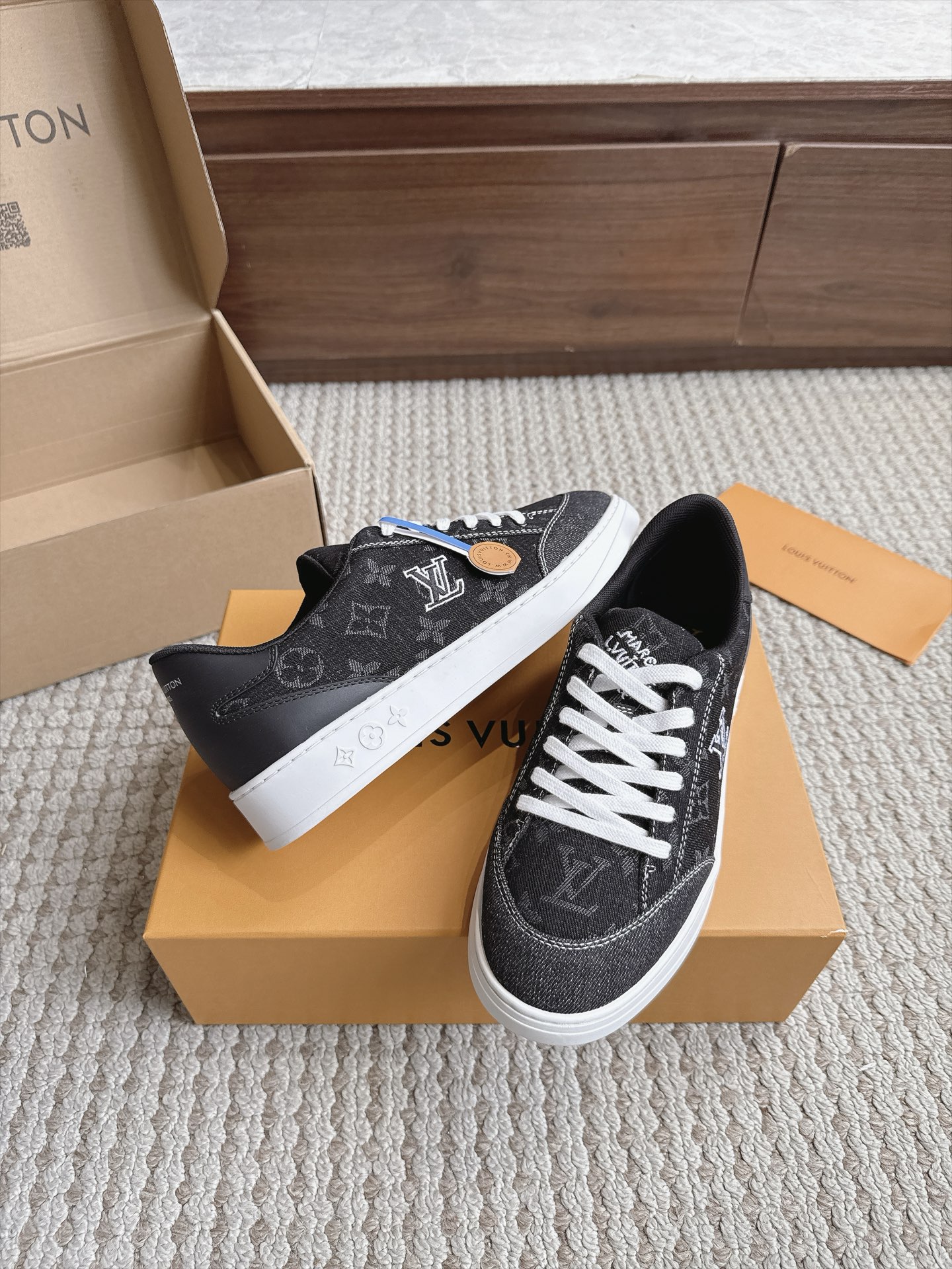 Louis Vuitton Women Shoes