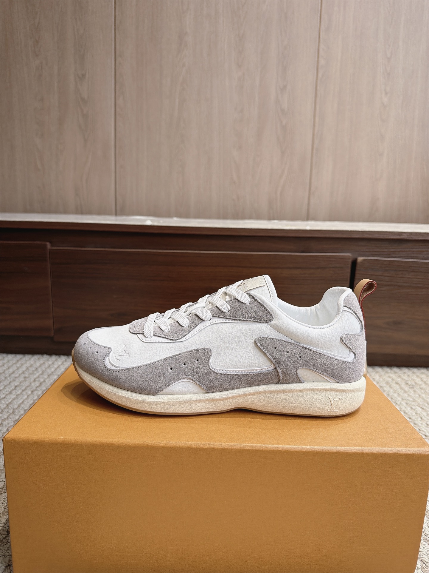 Louis Vuitton Women Shoes