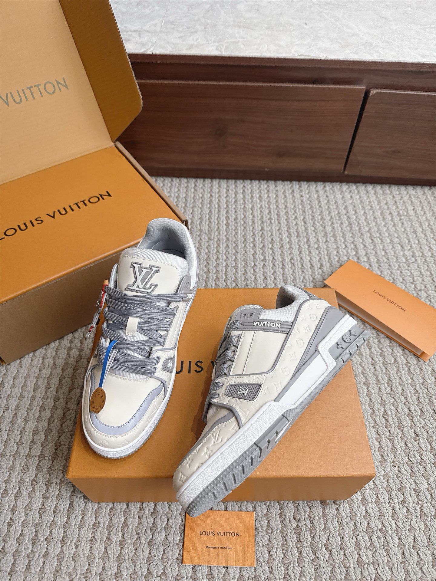 Louis Vuitton Women Shoes