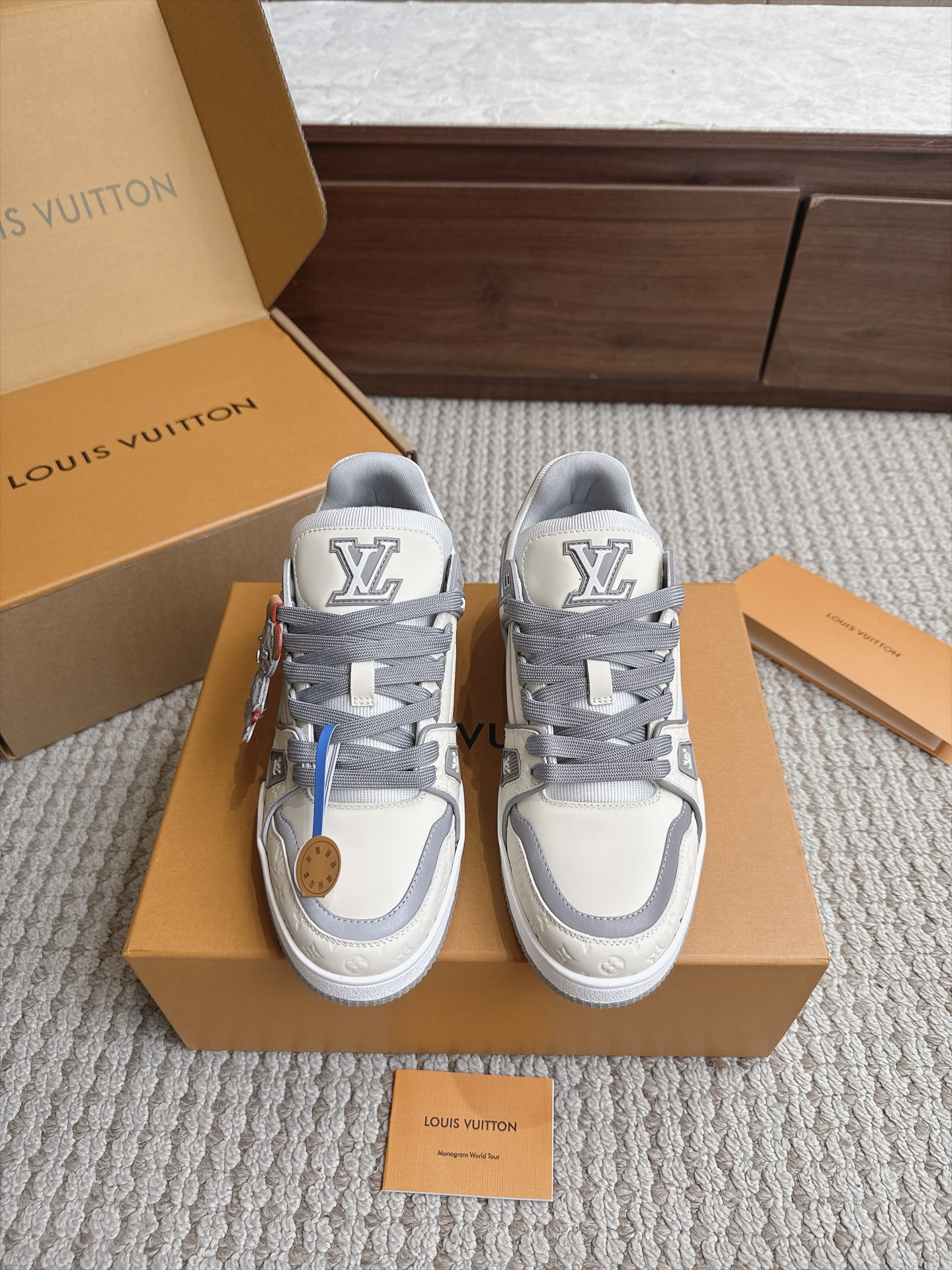 Louis Vuitton Women Shoes