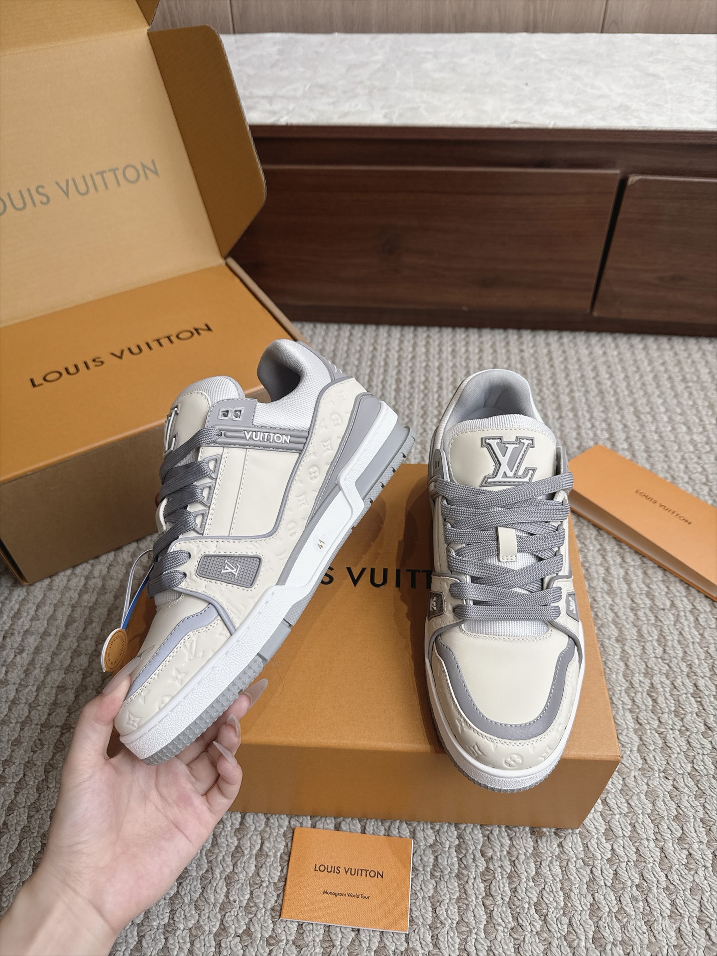 Louis Vuitton Women Shoes