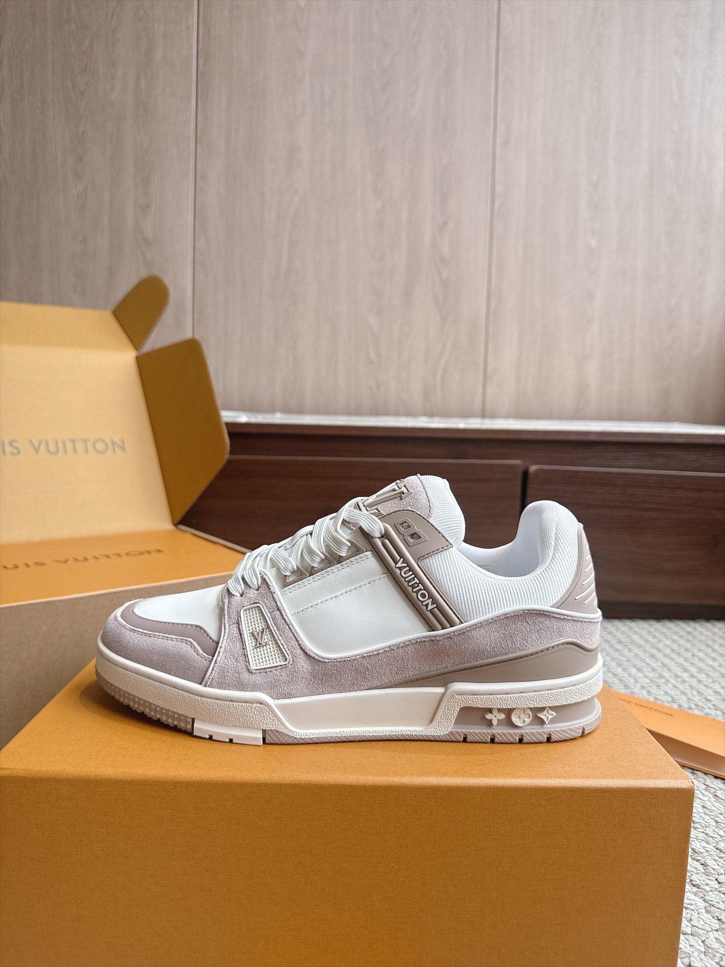 Louis Vuitton Women Shoes