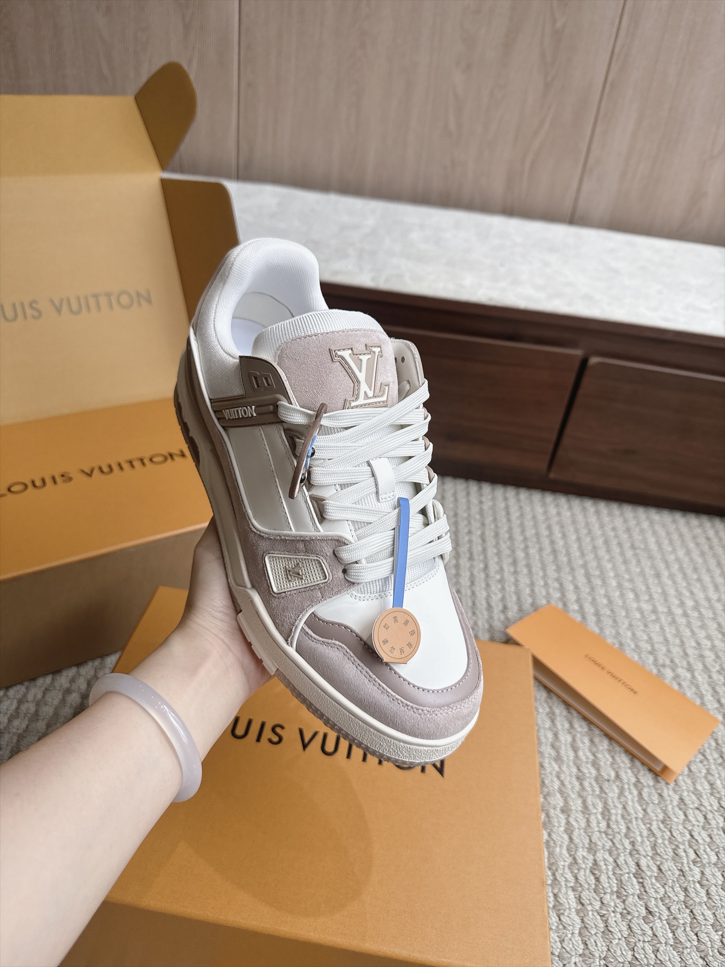 Louis Vuitton Women Shoes