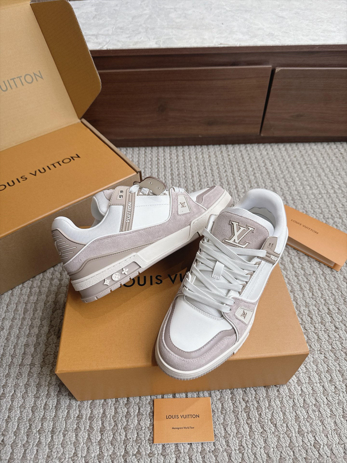 Louis Vuitton Women Shoes