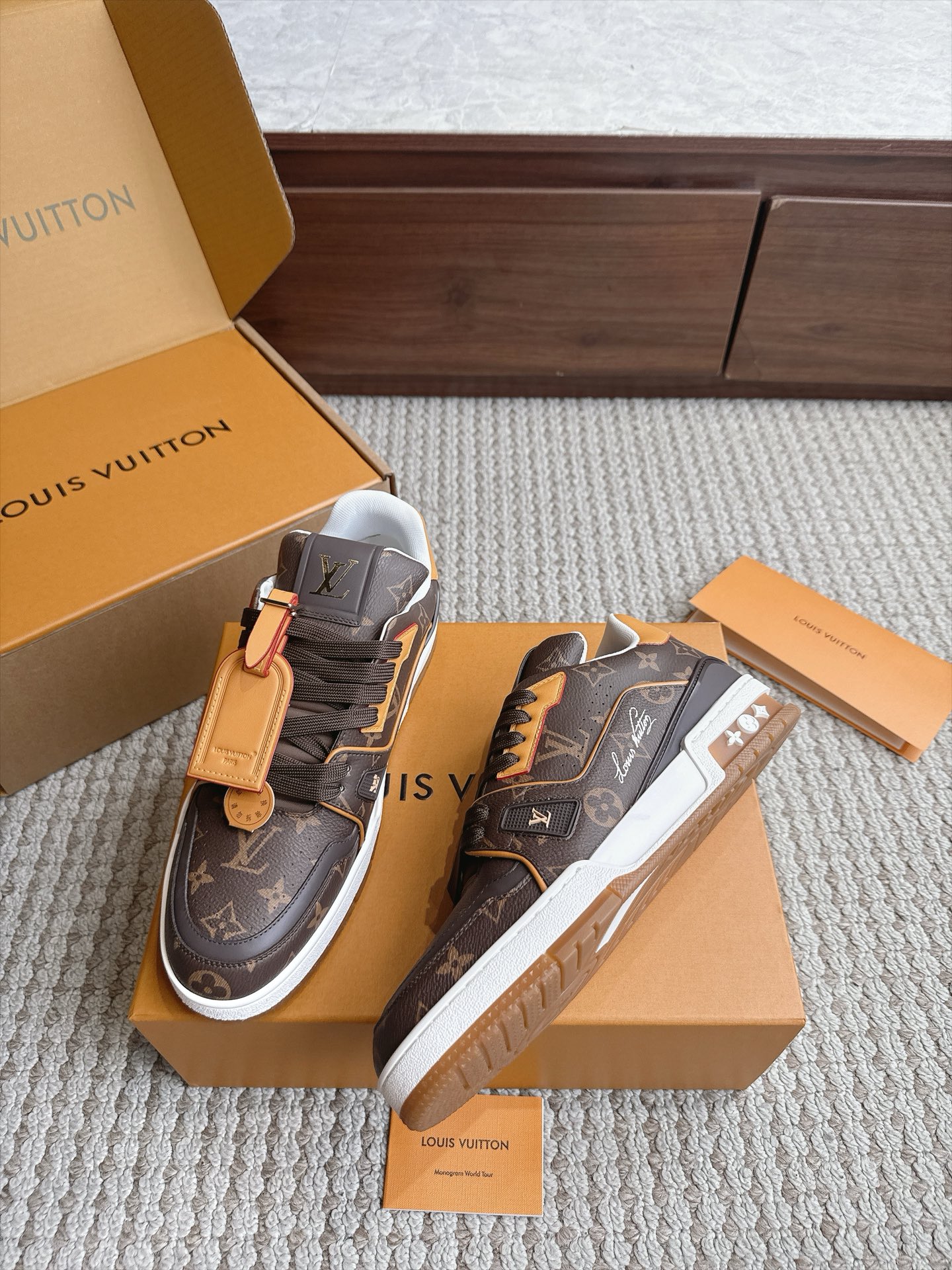 Louis Vuitton Women Shoes