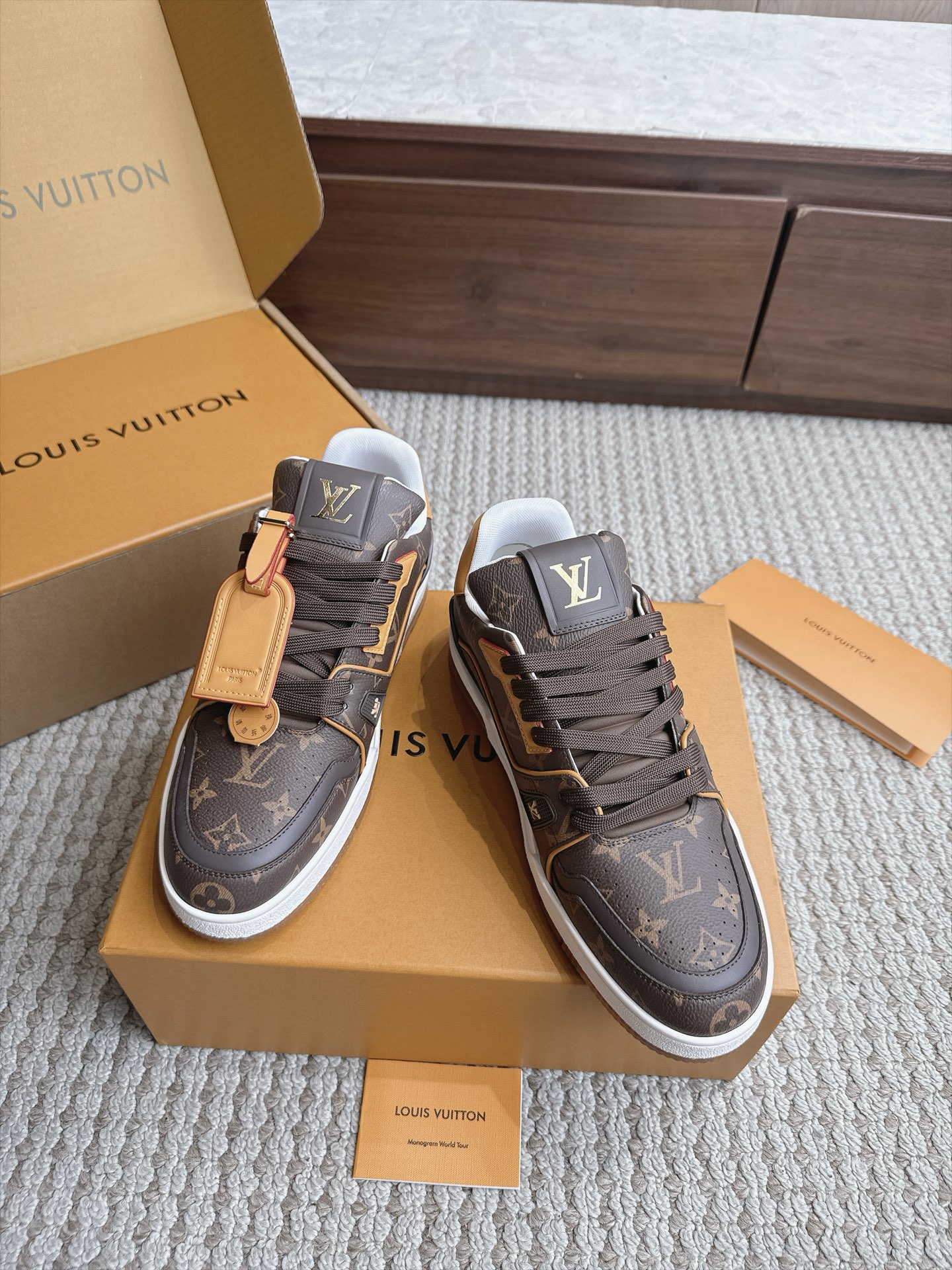 Louis Vuitton Women Shoes