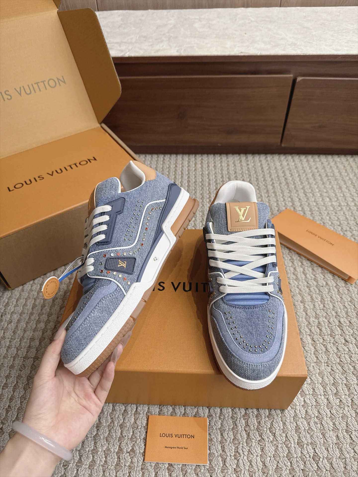 Louis Vuitton Women Shoes