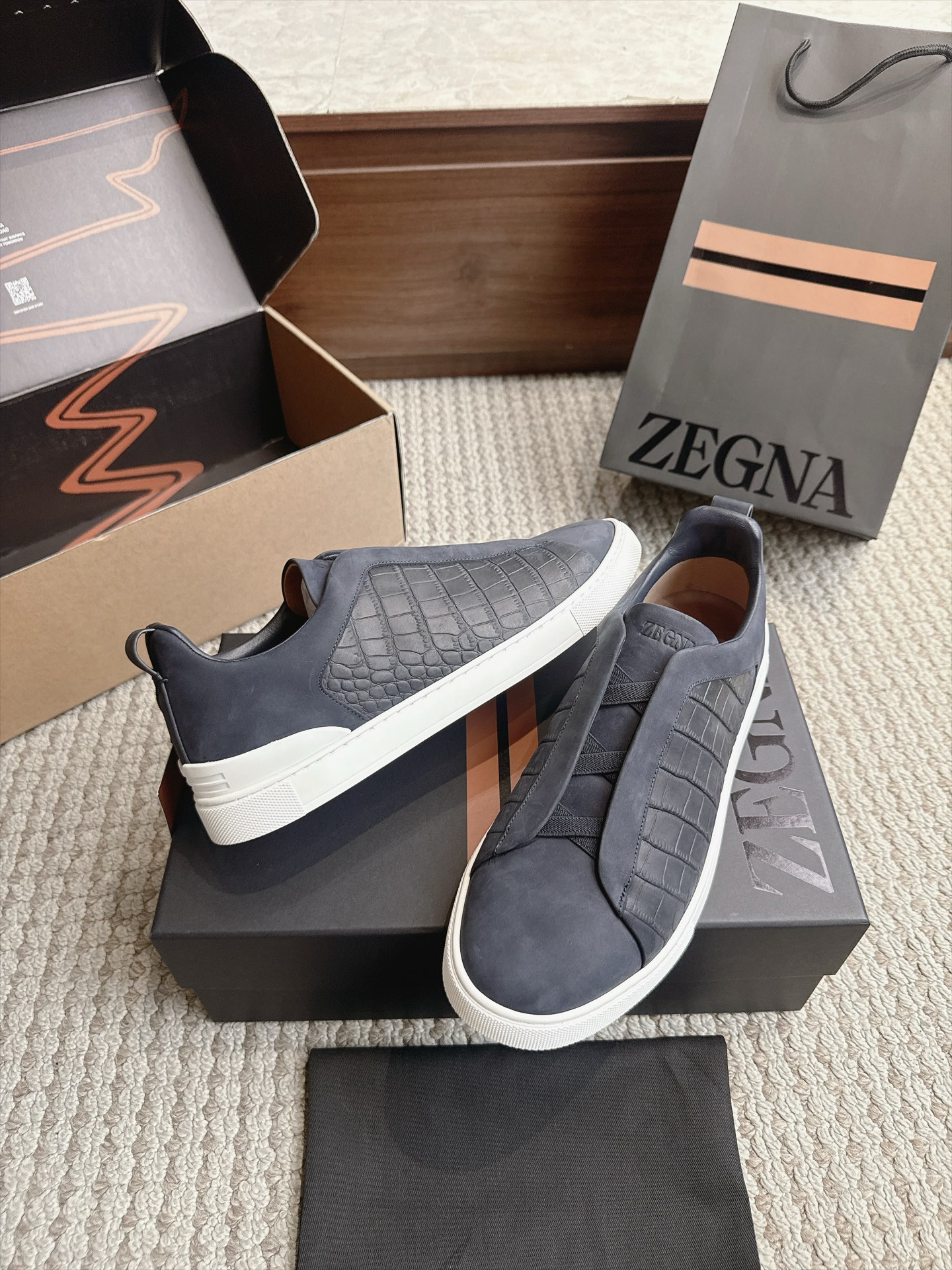Designer Sneakers