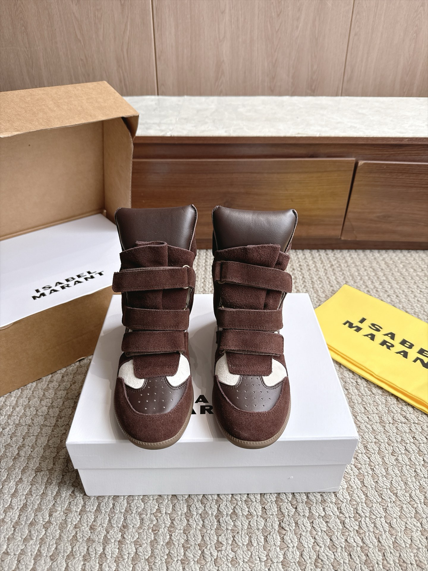 Designer Sneakers