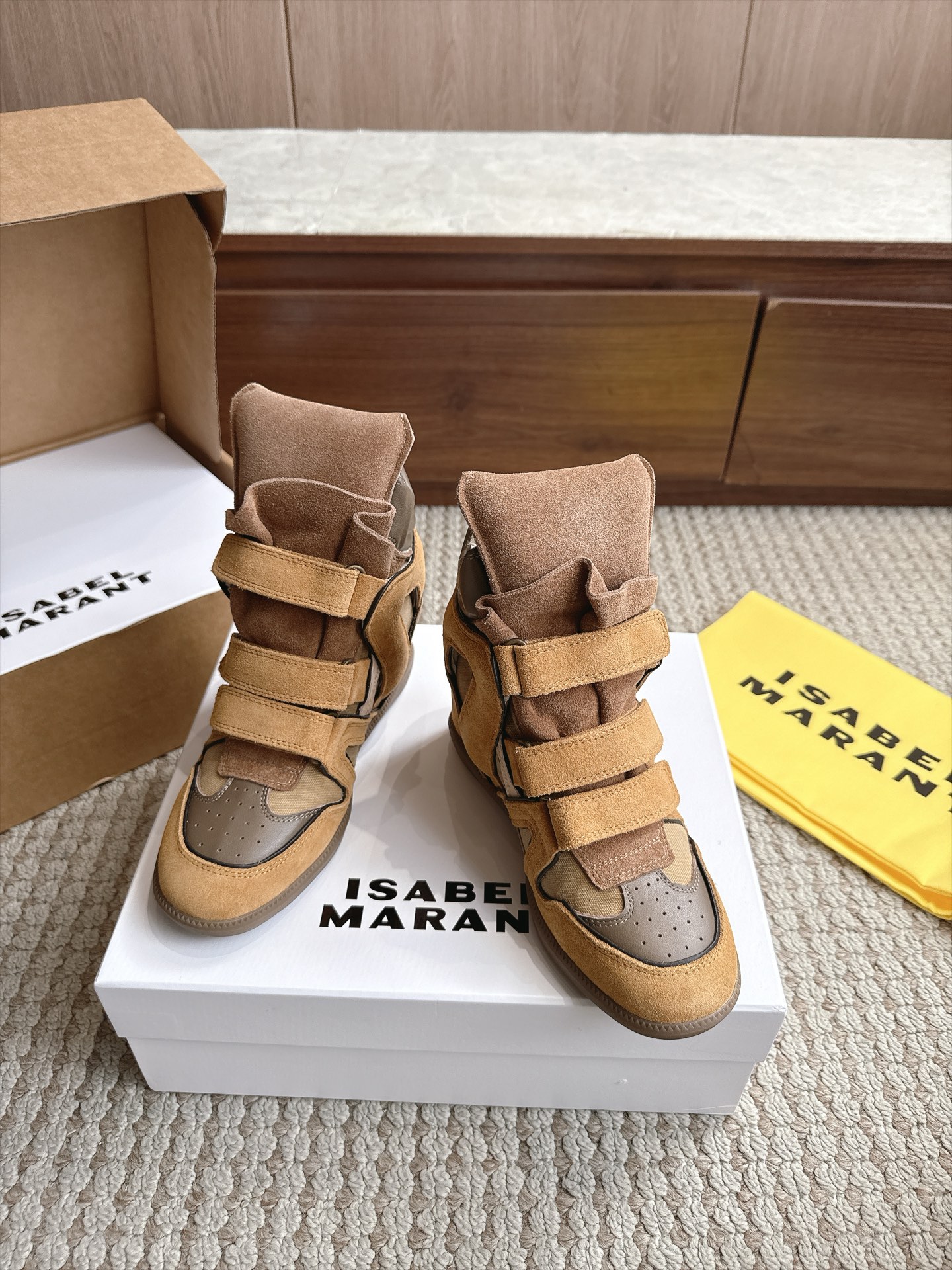 Designer Sneakers