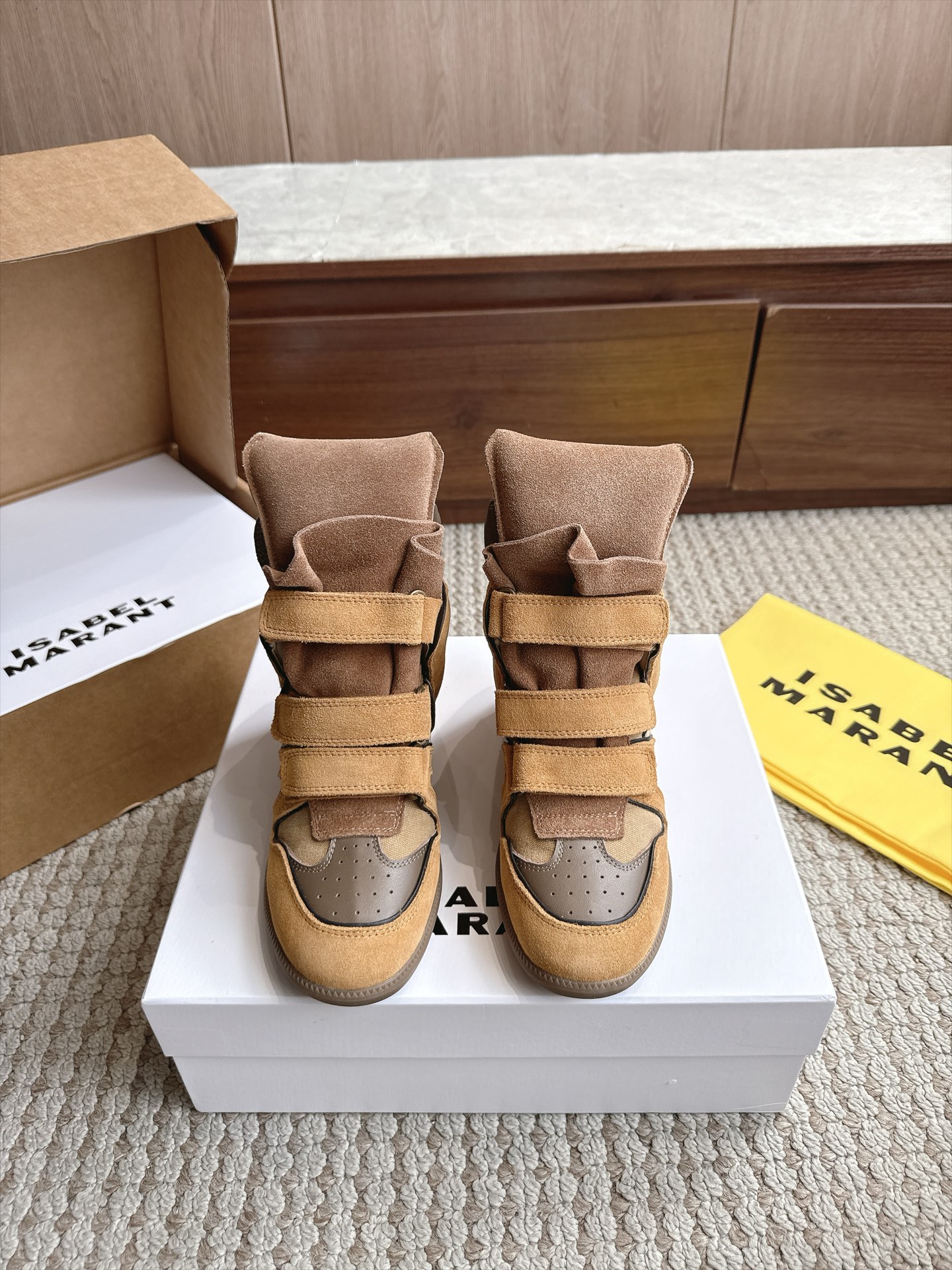 Designer Sneakers