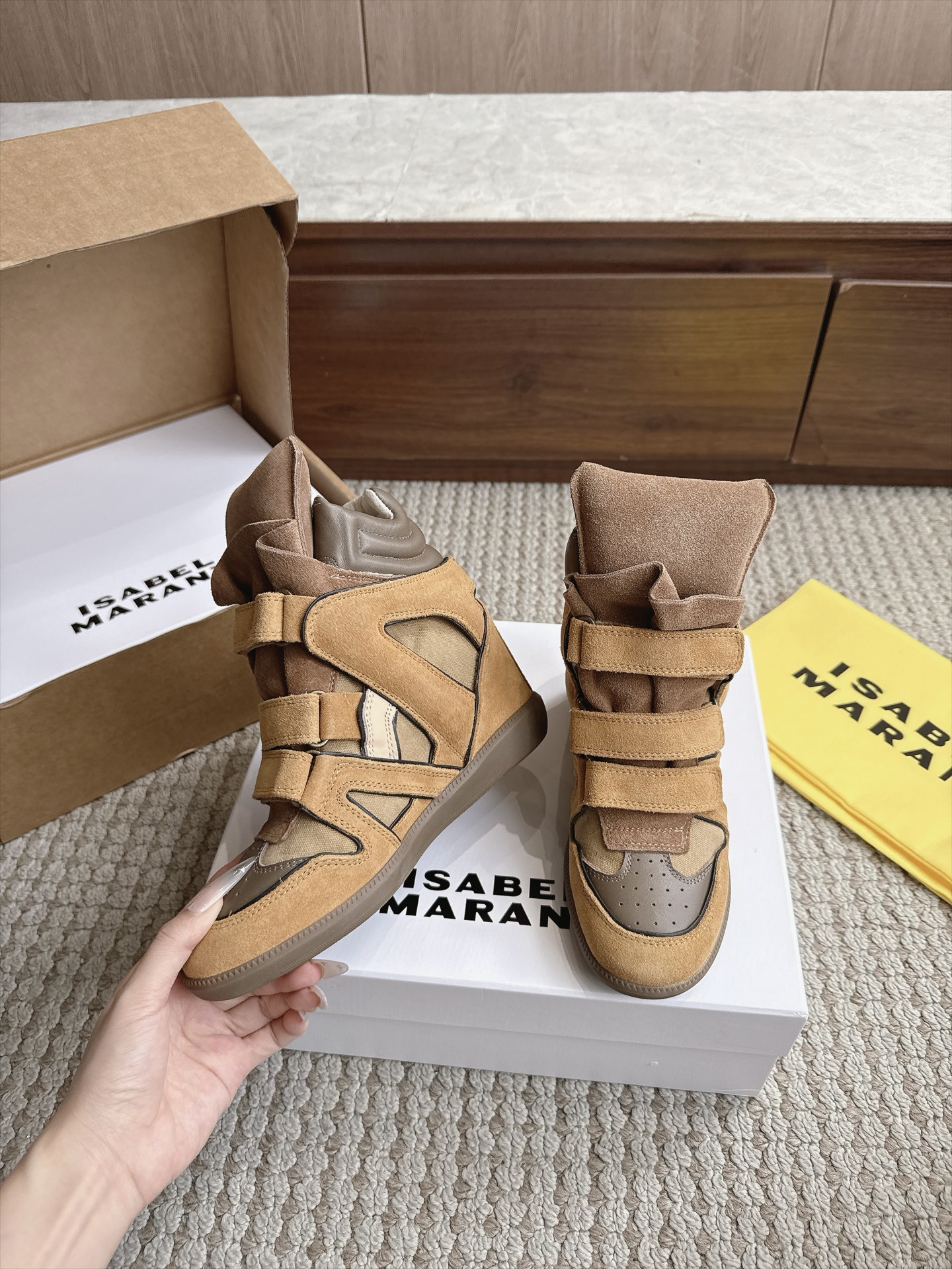 Designer Sneakers