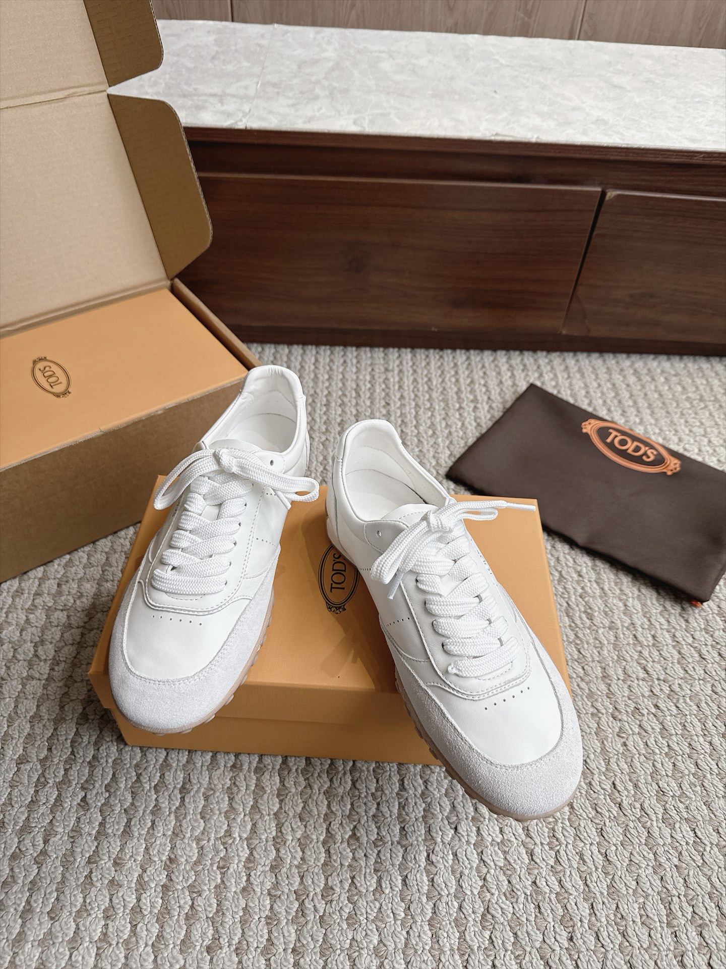 Designer Sneakers
