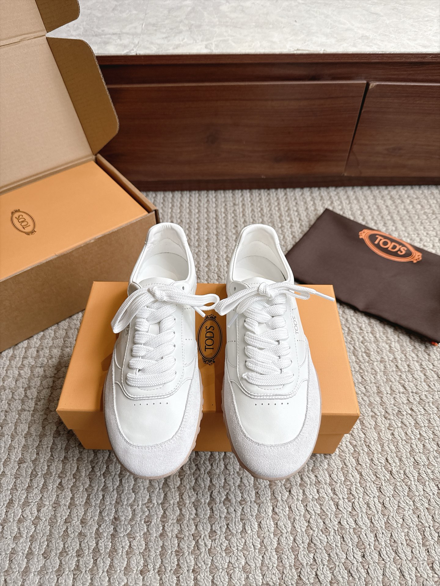 Designer Sneakers